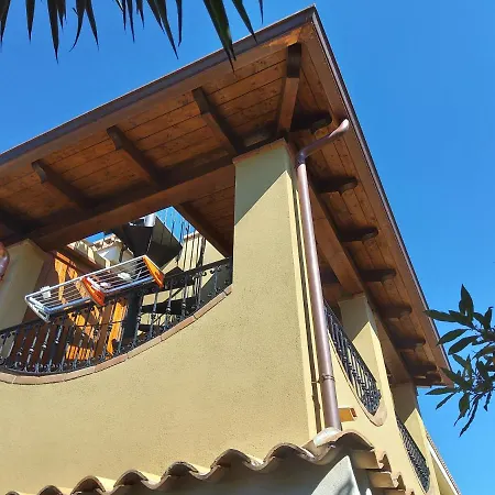 Alojamento de Acomodação e Pequeno-almoço Brezza Di Mare