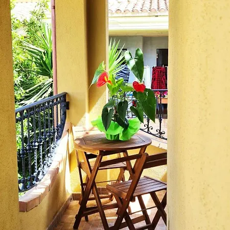 Brezza Di Mare Bed and Breakfast *